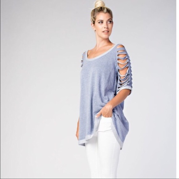 🇺🇸 ONE LEFT 🇺🇸 Gray Raglan Sleeve Top - Picture 3 of 3