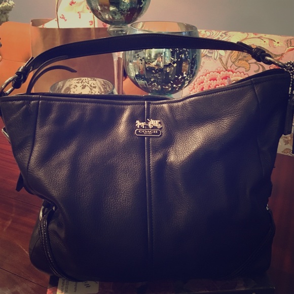 COACH Chelsea Leather Katarina Hobo Shoulder Bag