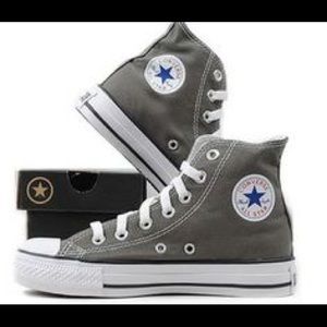 Grey converse