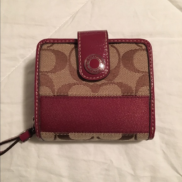 Coach wallet
