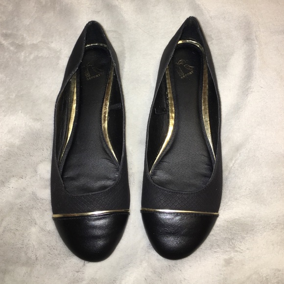 BLACK/GOLD FLATS