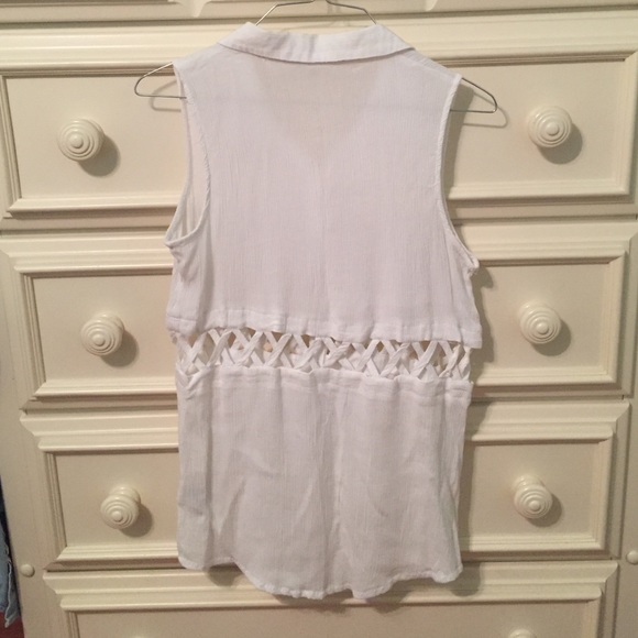 Urban Outfitters Top - Picture 3 of 3