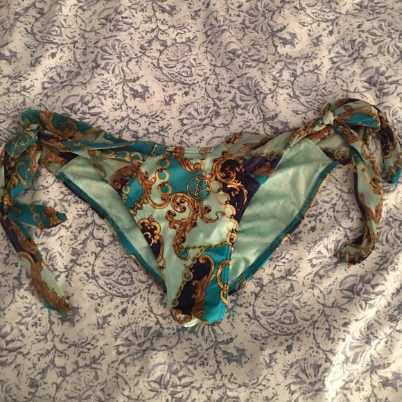 Victoria's Secret Bikini Scrunch Bottoms