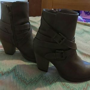 Justfab willena mid ankle boots 6.5m