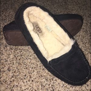 Women's UGG Australia Black Sheepskin Moccasins