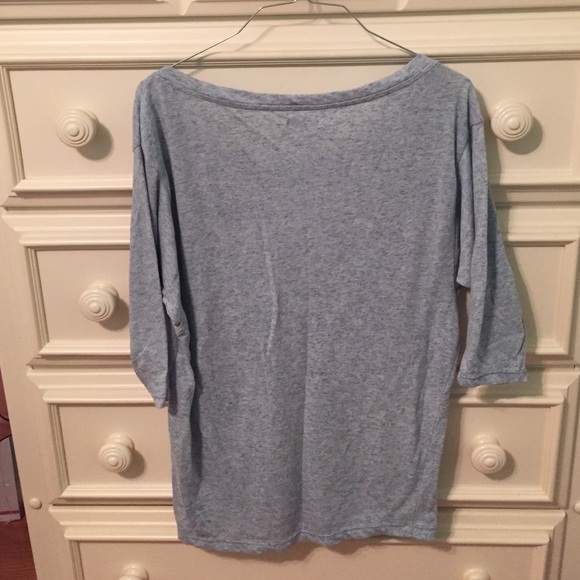 Slouchy American Eagle Quarter Sleeve - Picture 2 of 3