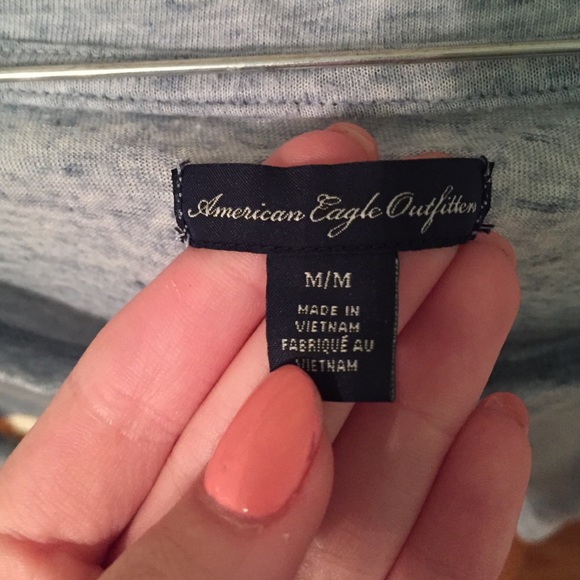 Slouchy American Eagle Quarter Sleeve - Picture 3 of 3