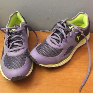 Under Armour Sneakers