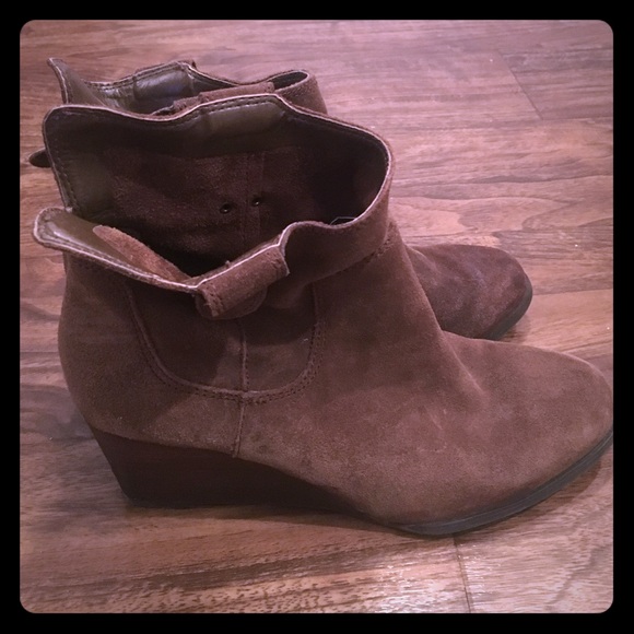 Lucky Brand Shoes - 🎉24HR SALE🎉 Lucky Brand Boots
