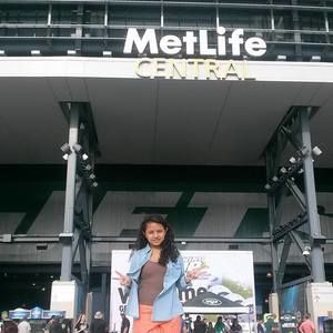 Meet your Posher, Rebeca