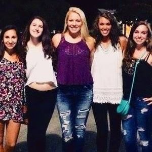 Meet your Posher, Kelsie