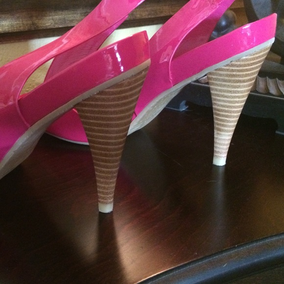 Beautiful Raspberry Color Open Toe Heels - image 2