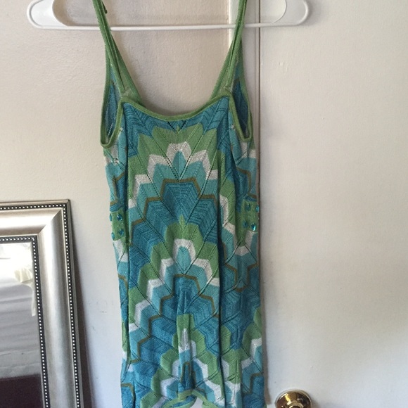 Top - Picture 4 of 4