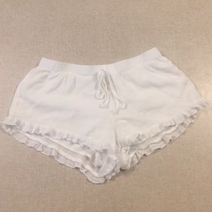 ruffled white shorts