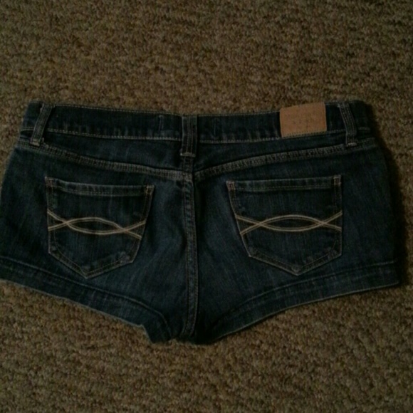 Shorts - Picture 2 of 2