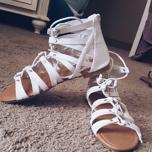 White Sandels