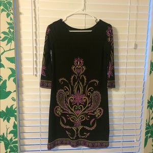 Cute black shift dress- quarter sleeves