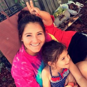 Meet your Posher, Olivia