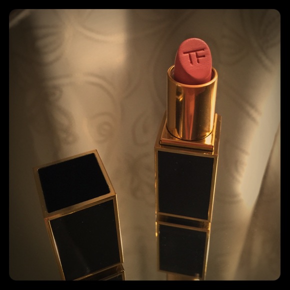 Tom Ford Spanish Pink lipstick. new