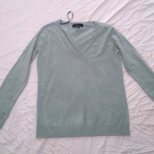 Forever 21 v-neck sweater