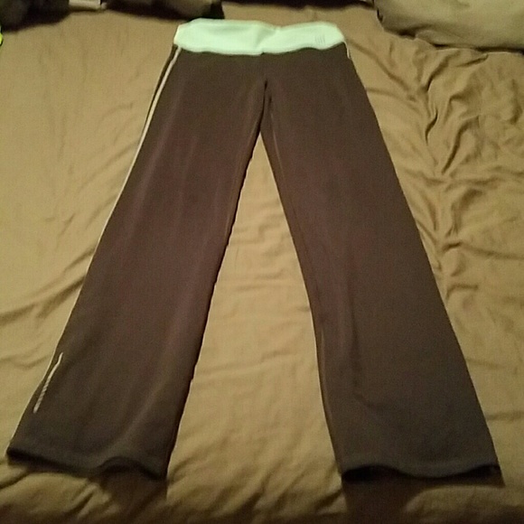 Gilly hicks sport yoga pant