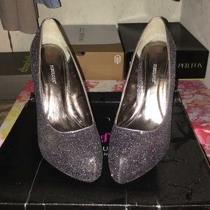 Sparkly pumps