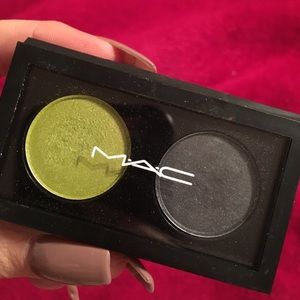 Mac cosmetics eyeshadow