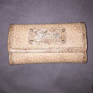 Guess Wallet