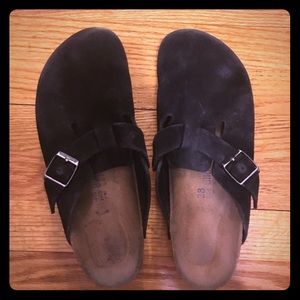 size 38 black Birkenstocks