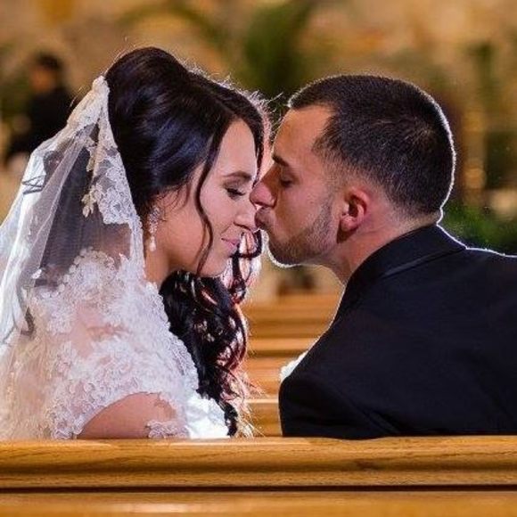 Meet your Posher, Emily - Picture 1 of 1