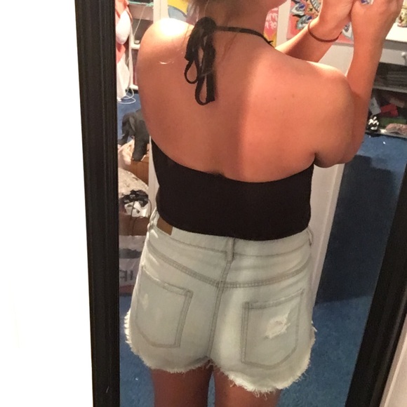 Knitted Halter Crop Top - Picture 2 of 3