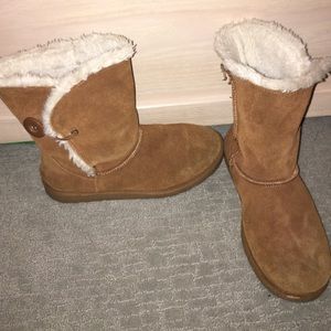 cute fur button boots