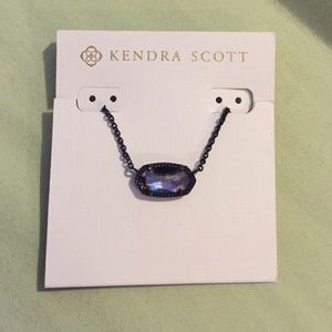 Kendra Scott necklace
