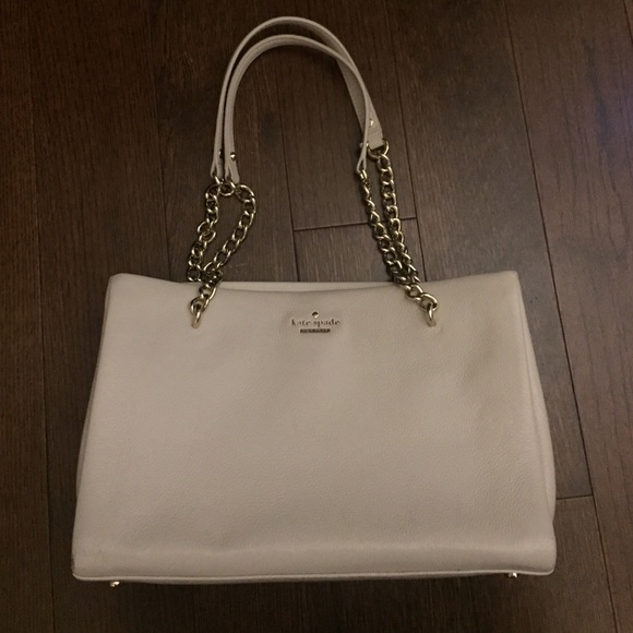 kate spade Handbags - Cream Kate Spade Emerson Bag