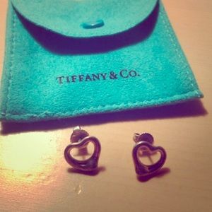 BUNDLE Authentic Tiffany & Co. Earrings & Necklace