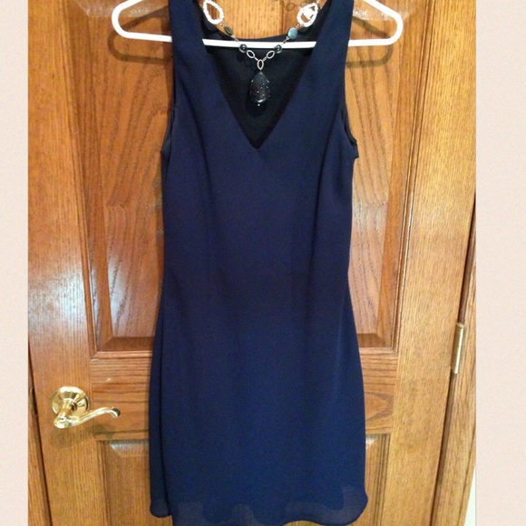 Alyn Paige Dresses & Skirts - Navy dress size 10.  Lined & V Neck.  EUC