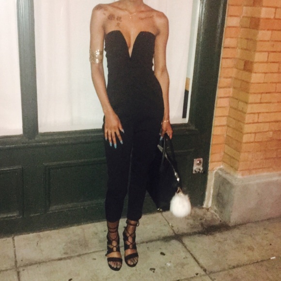 Sweetheart strapless jumpsuit! 💕