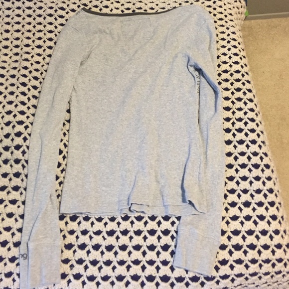 Medium long sleeves graphic tee - Picture 2 of 2