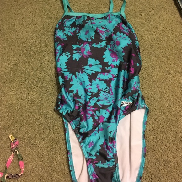Speedo Flyback Training Suit 8/34
