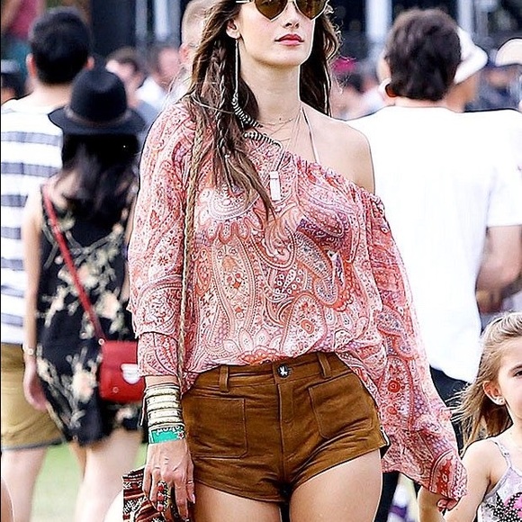 One Teaspoon Pants - HOST PICK!!! One Teaspoon Brown Yokos Suede Shorts