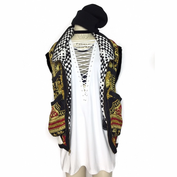 LF NWT CURRENT SEASON LACE UP TSHIRT / DRESS - Picture 4 of 4