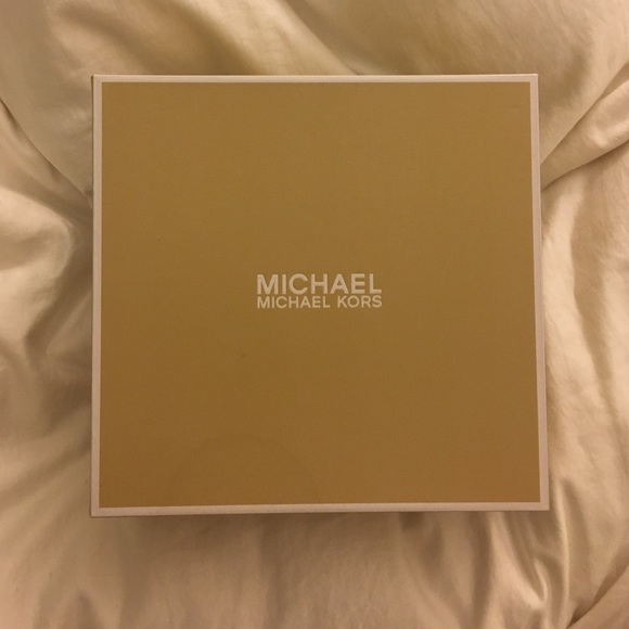 Michael Kors Shoebox