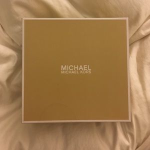 Michael Kors Shoebox