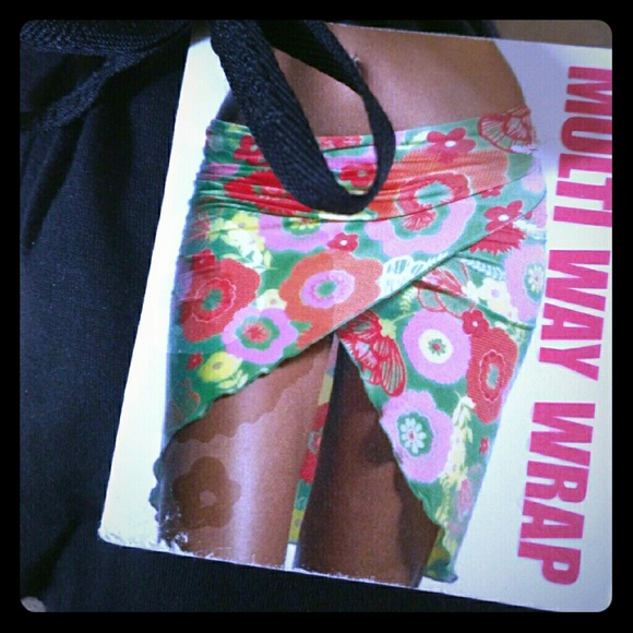 Victoria's Secret multi wrap