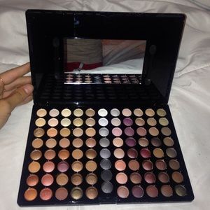 Eyeshadow palette