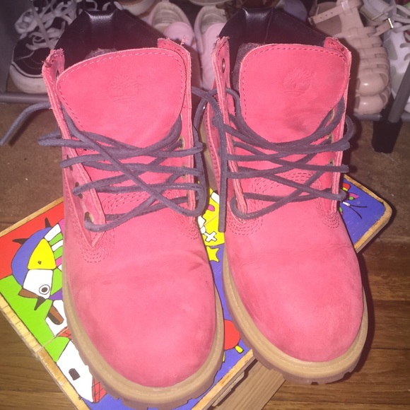 Red timberlands size 2
