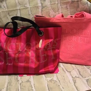 2 VICTORIA SECRET TOTES