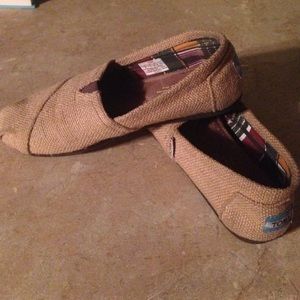 Burlap Toms