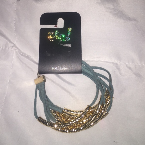 Gold and Turquoise Bracelet - Picture 1 of 2