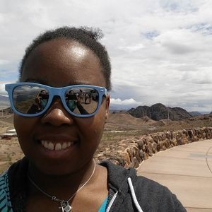 Meet your Posher, Lindsey